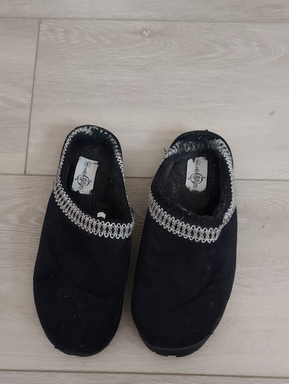 Black Women's Cozy Slip-On Slippers with Decorative Trim